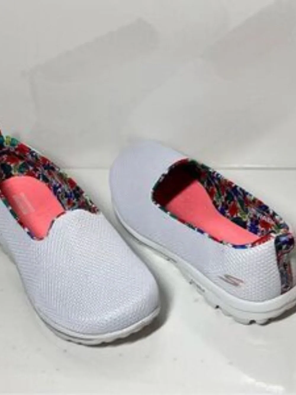 Skechers GOWalk Classic Vegan Summer Blossom Washable Slip-Ons